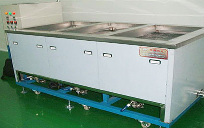 HXD—3000系列三槽式超声波清洗机